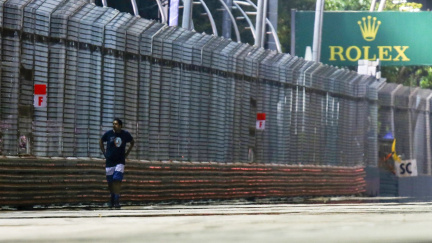 Za procházku po okruhu v Singapuru čeká Brita soud