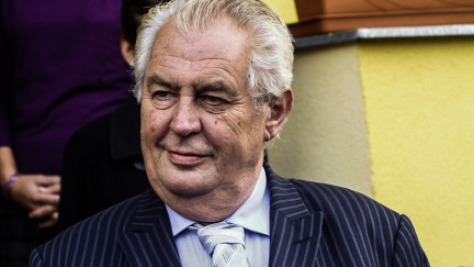 Aktualizováno: Zeman chce odvolat šéfa hradní ochranky. Trenýrky má za bezpečnostní selhání