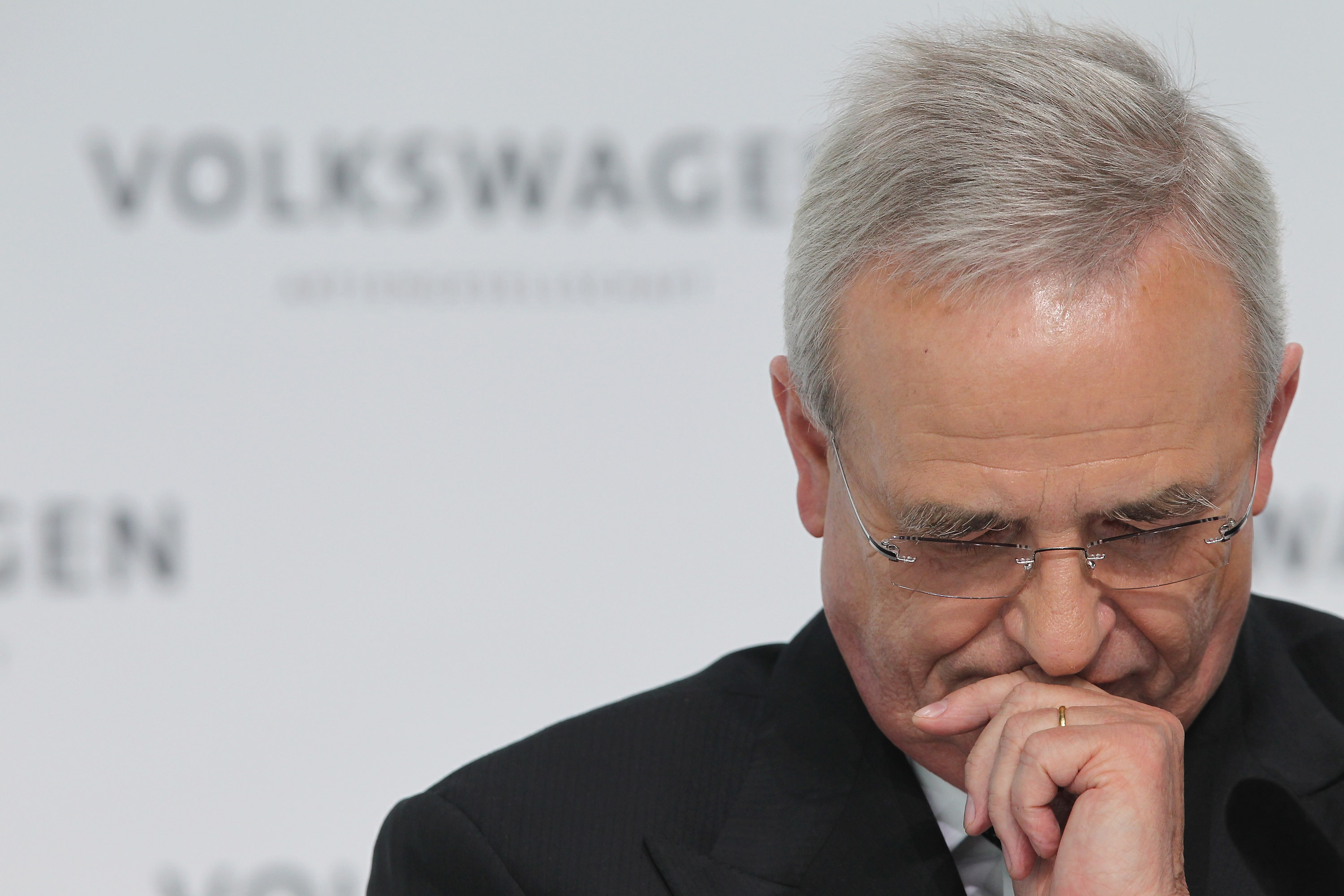 Šéf Volkswagenu Winerkorn odstoupil kvůli aféře s emisemi