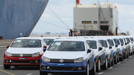 Aktualizováno: Volkswagen manipuloval s emisními testy i v Evropě. Komise chce vyšetřování