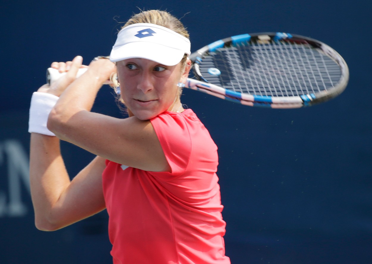 Allertová přejela Halepovou a je v semifinále. Postupuje i Plíšková, Berdych končí