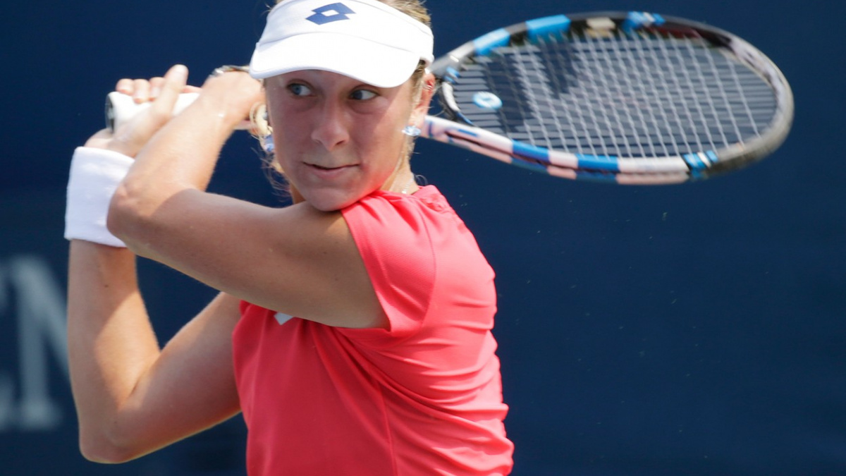 Allertová přejela Halepovou a je v semifinále. Postupuje i Plíšková, Berdych končí