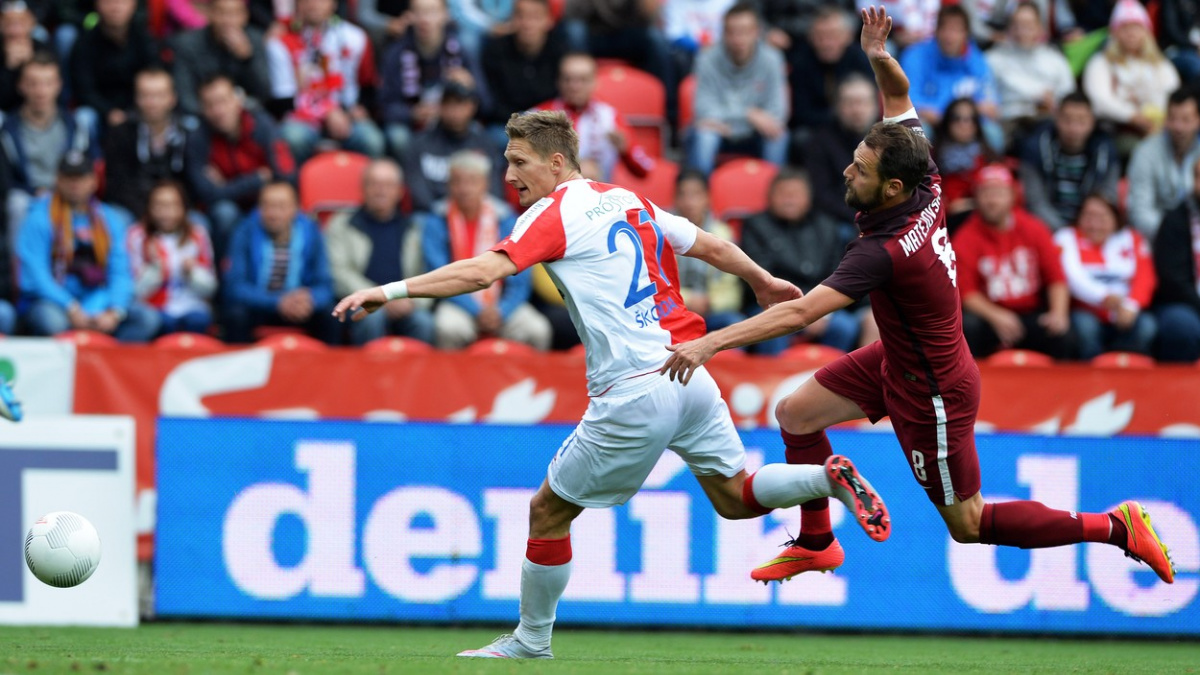 Sparta přišla v derby o neporazitelnost. Jediný gól zápasu vstřelil Zmrhal