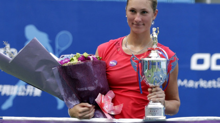 Allertová poskočila o sedmnáct příček, Williamsová se dotáhla na legendární Evertovou