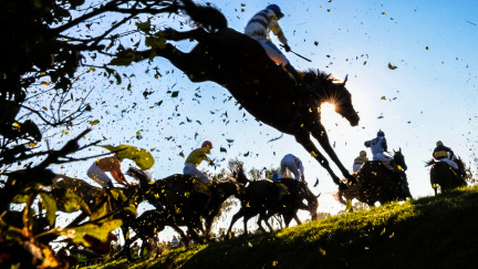 Překážky zůstaly, šampioni nikoliv. Co lze čekat od letošní Velké Pardubické?