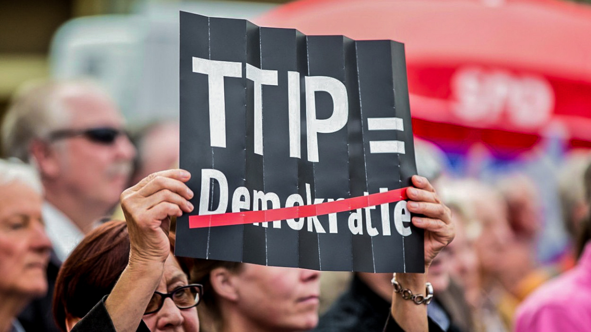 Klíčová dohoda Američanů s EU Čechy nebere. Nezájem dokonce roste