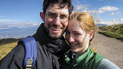 Kupujete si štěstí za peníze? Tento pár věnuje většinu svého výdělku na charitu