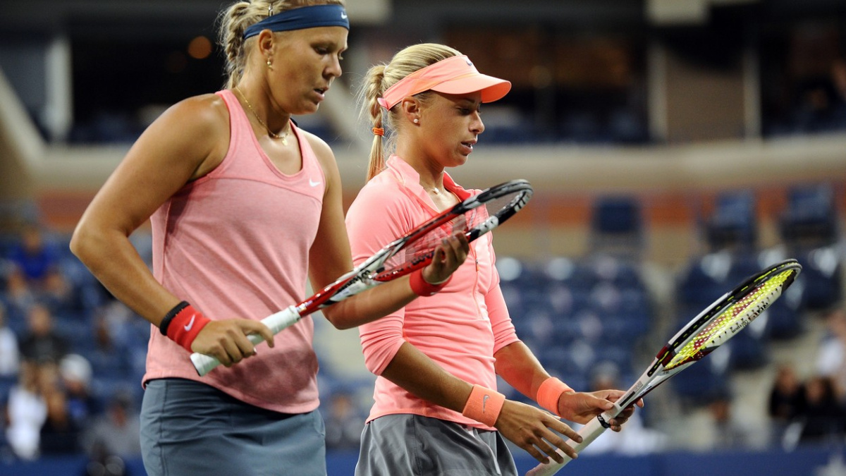 Hlaváčková s Hradeckou si zahrají na Turnaji mistryň