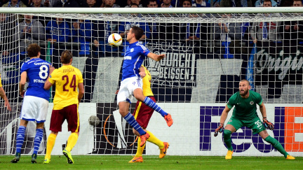 Sparta zaskočila Schalke a bere bod. Remizoval i Liberec, Plzeň padla