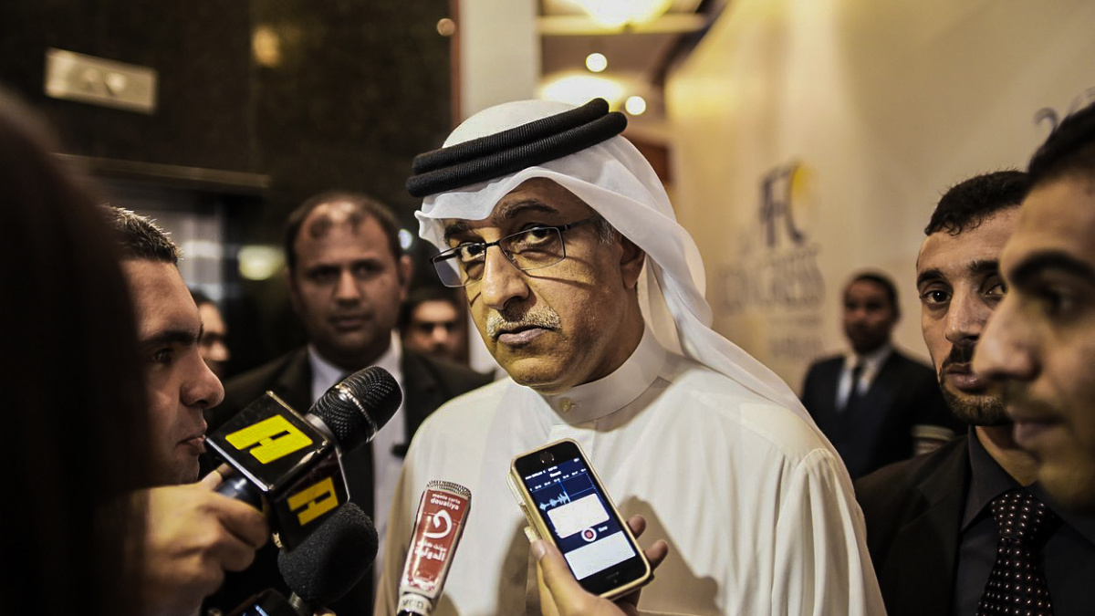 Fotbalisty jsem mučit nenechával, dušuje se kandidát na šéfa FIFA