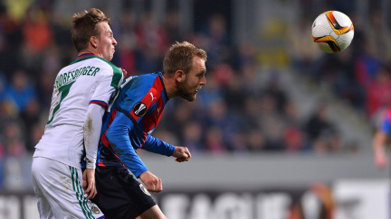 Spartu připravila o vítězství sporná penalta, Liberec se přiblížil postupu