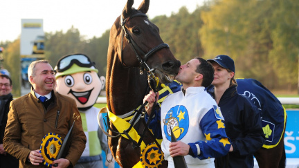Aktualizováno: Dopingová dohra Velké pardubické! Vítěznému Nikasovi hrozí diskvalifikace