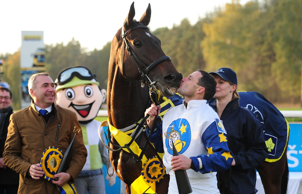 Dopingová dohra Velké pardubické! Vítěznému Nikasovi hrozí diskvalifikace