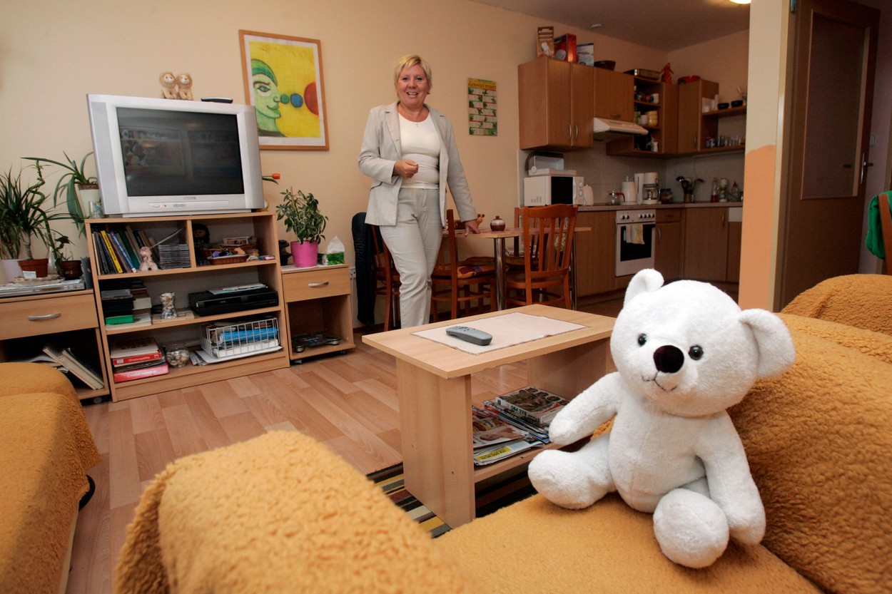 Děti cizinců končí v adopci i v Česku, tvrdí ministryně Marksová