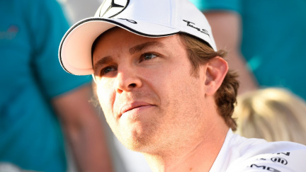 Aktualizováno: Mercedes dominoval kvalifikaci. Ferrari v Abú Zabí selhalo