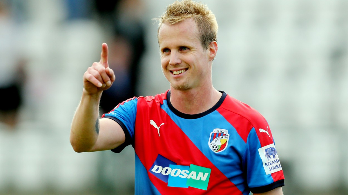 Policie obvinila Limberského za řízení v opilosti, hrozí mu tři roky vězení