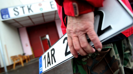 'Machr 007': Vláda schválila registrační značky na přání