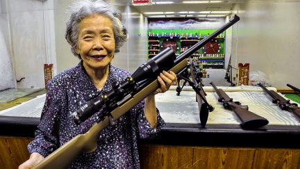 Život bez přestřelek. V Japonsku už zbraně 'nefrčí' ani u Yakuzy