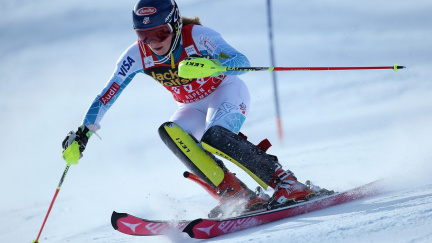 Slalomářská suverénka Shiffrinová má natržený postranní vaz, čeká ji delší pauza