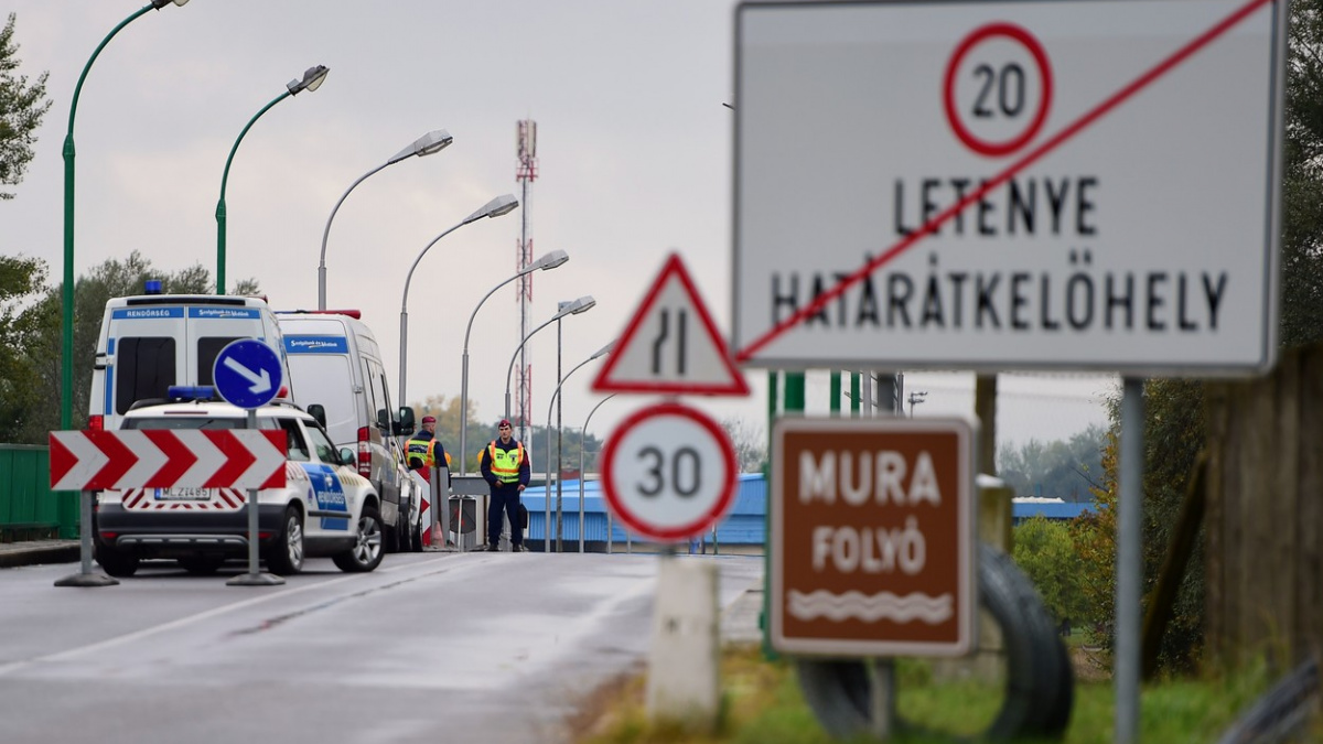Lídři zemí EU se shodli na potřebě zlepšit ochranu Schengenu