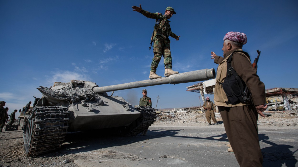 IS letos ztratil část dobytého území. Kurdové si naopak polepšili