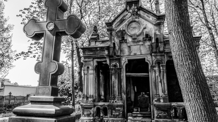 Hřbitovy v Moskvě nabídnou wifi, ať si návštěvníci vyhledají osudy hrdinů