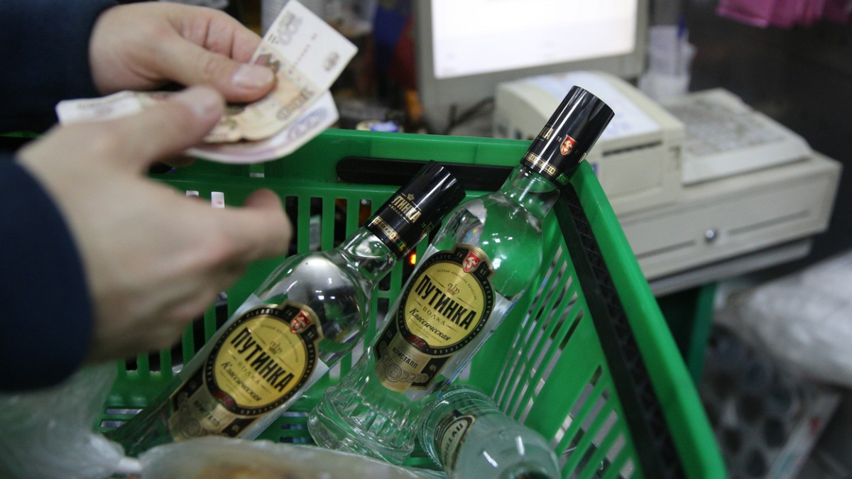 Je to oficiální: Rusové utrácejí za alkohol a cigarety nejvíc na světě