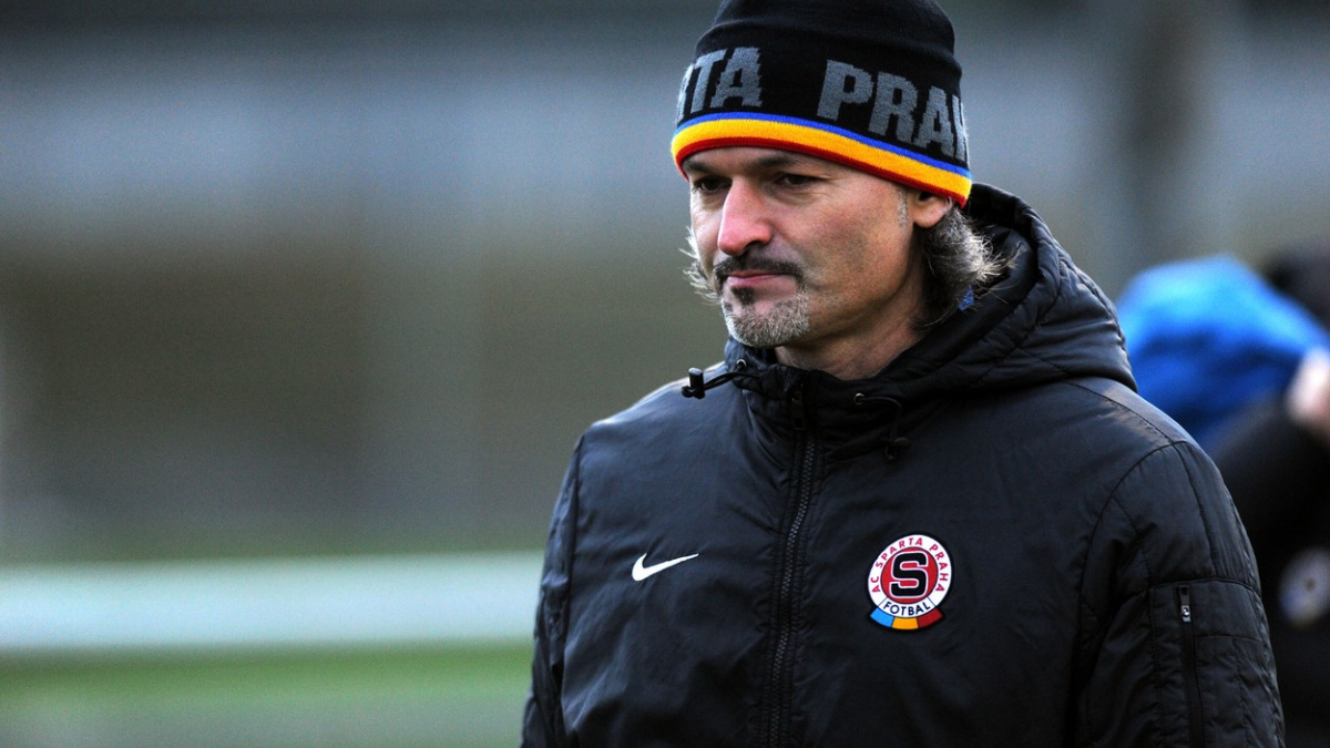 Fotbal truchlí. Bývalý brankář Srníček zemřel devět dní po srdečním kolapsu