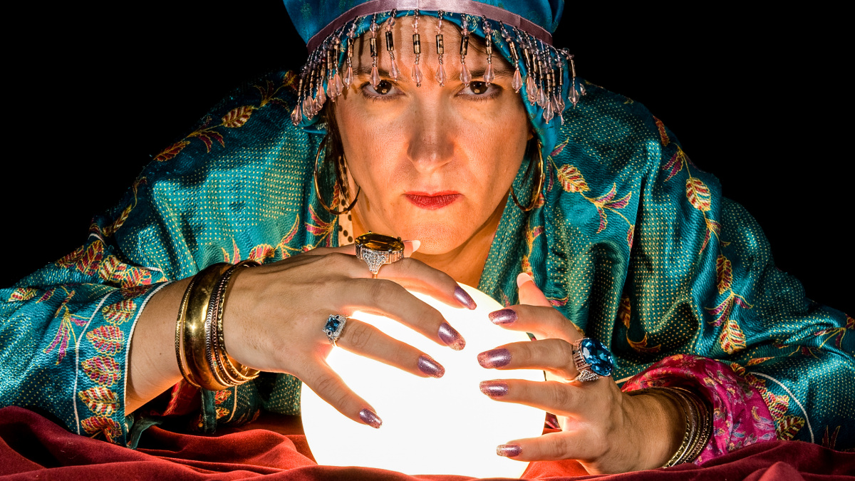 Věštby, které se nevyplnily: Nejhorší předpovědi pro uplynulý rok