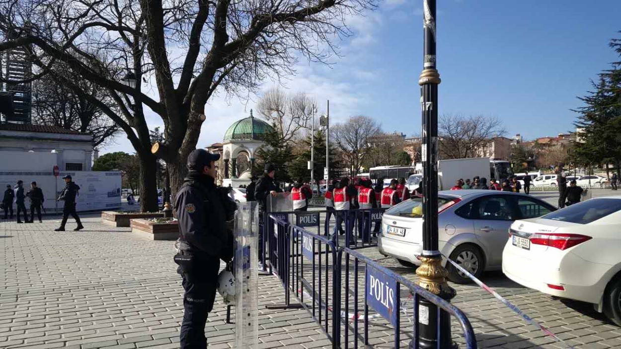 Sebevražedný výbuch v Istanbulu zabil 10 lidí, většina byli Němci