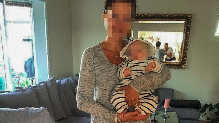 Norové opět úřadovali. Další české matce odebrali dítě