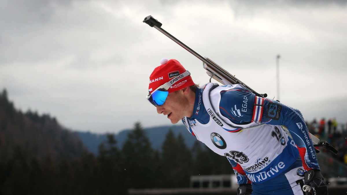 Česká štafeta dojela osmá. Závod plný střeleckých nepřesností ovládli Norové