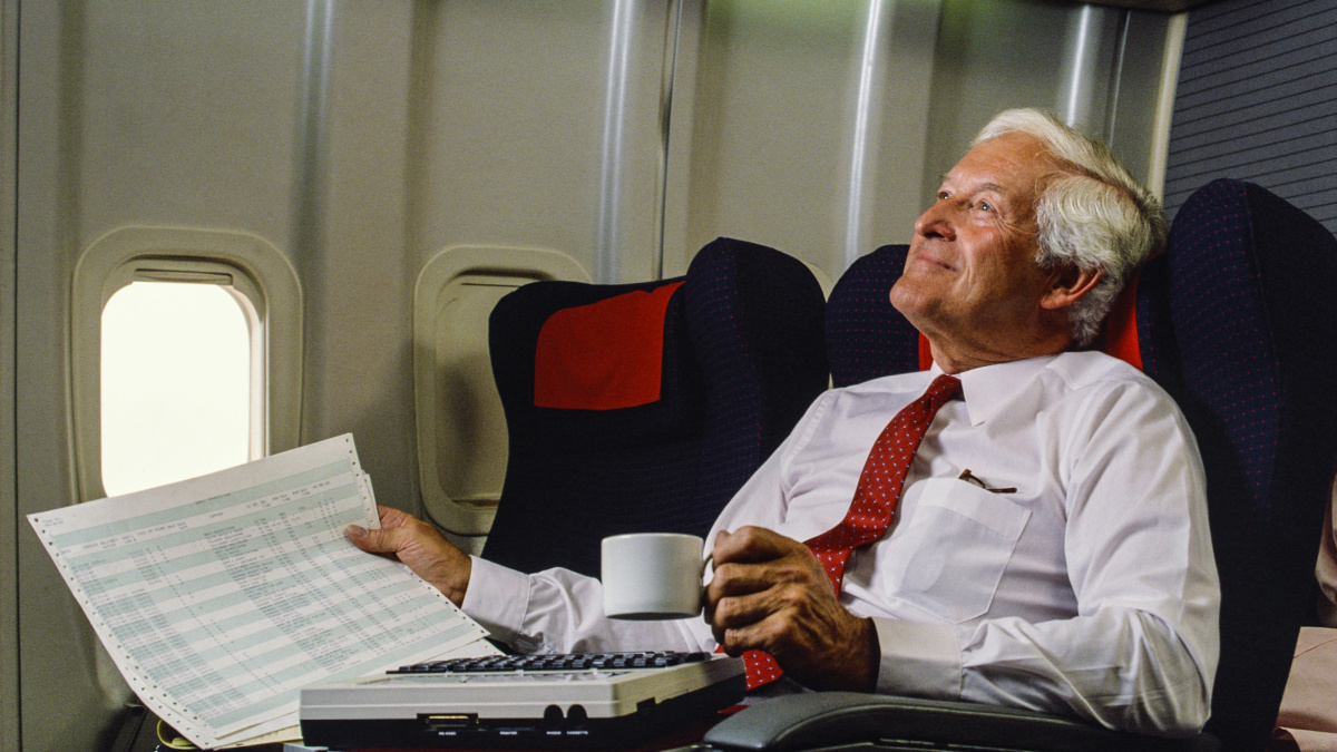 To kafe si raději nedávejte... Co vám letušky neřeknou