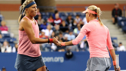 Bravo! Hlaváčková s Hradeckou si na Australian Open zahrají o titul