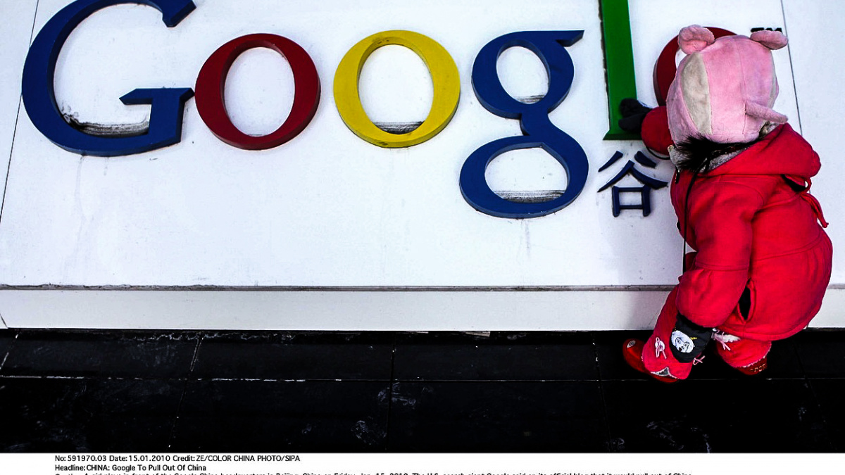 Bezmezná důvěra v internet: 'Strýček Google' se přece nemýlí