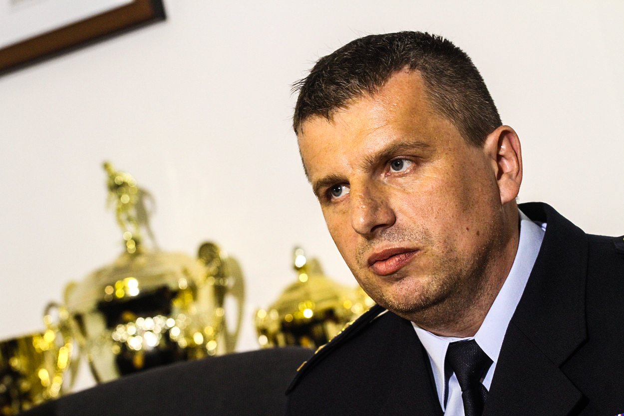 Exředitel vězeňské služby Ondrášek jde k celníkům. Pomohl mu Babiš