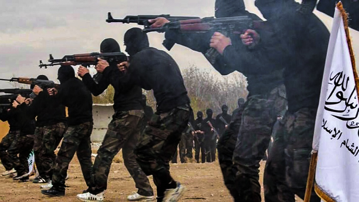 S atentátníky dorazilo do Francie až 90 džihádistů, tvrdí svědkyně