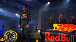 Red Bull má na prahu nové sezony nečekaný problém: Příliš těžký vůz