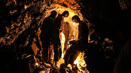 Africké bohatství polyká nejbohatší vesnička ve švýcarských Alpách