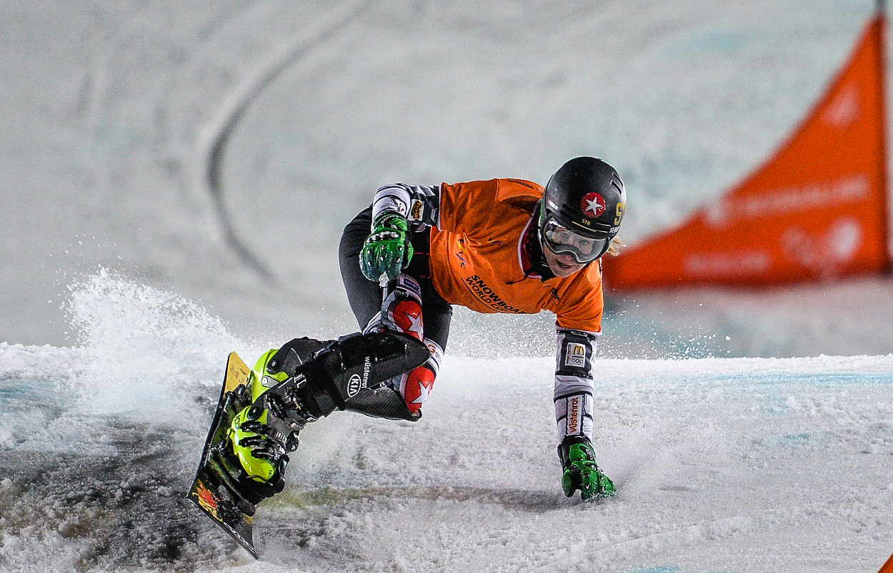 Snowboardistka Ledecká získala malý křišťálový glóbus za obří slalom