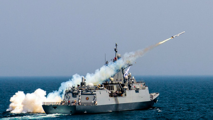 Reakce KLDR na zpřísnění sankcí: Cvičně pálila do Japonského moře