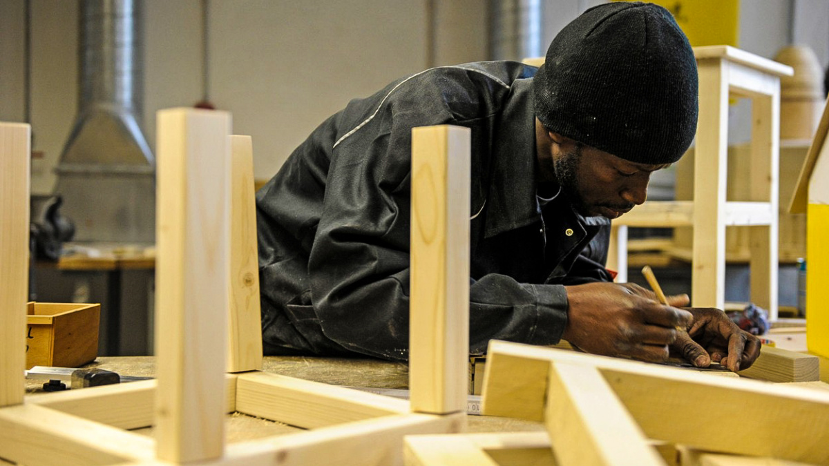 Firmy v Německu nechtějí zaměstnávat uprchlíky. Kvůli špatné němčině a byrokracii