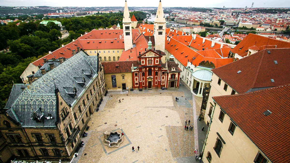 Spory ustaly. Hrad uzavřel s katolickou církví majetkové vyrovnání