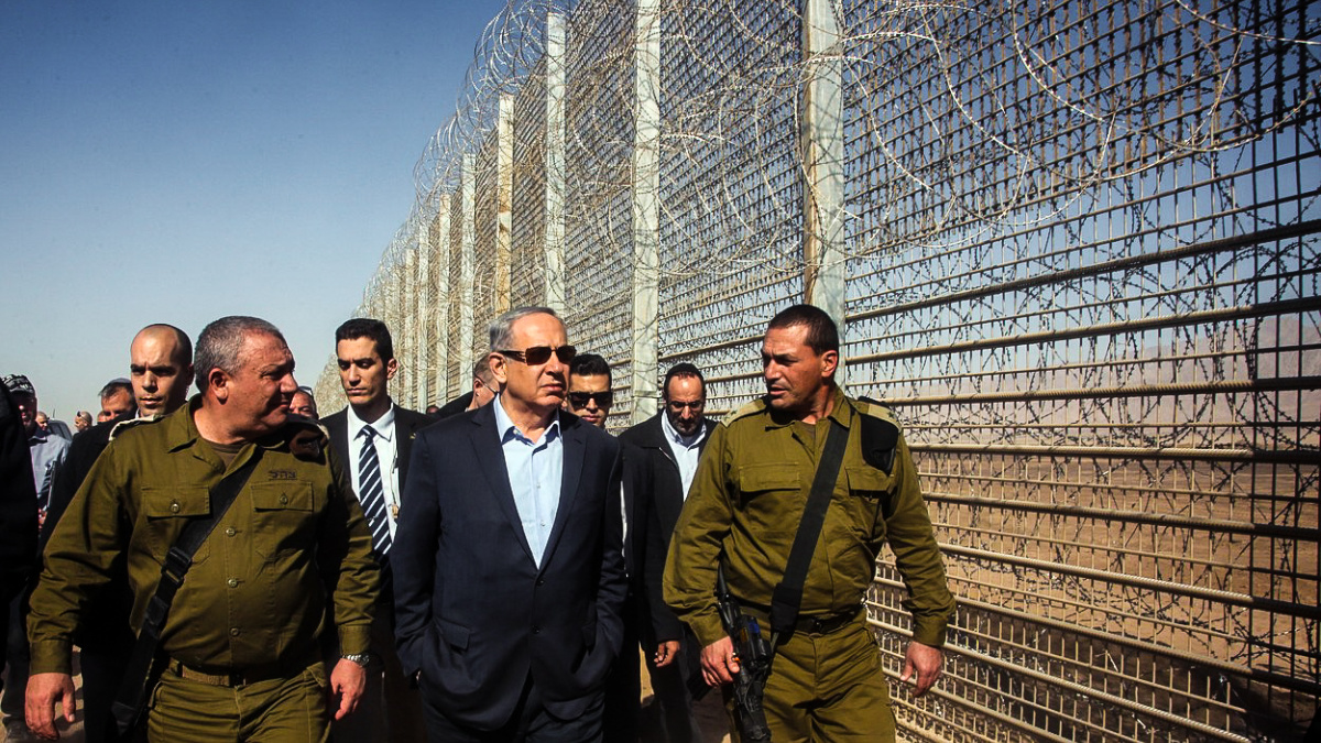 Kdo si počká, ten se dočká? Proč se Izrael nehrne do řešení konfliktu s Palestinci