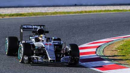 Připoutejte se, prosím! Formule 1 startuje příští víkend, jaké novinky nabídne?