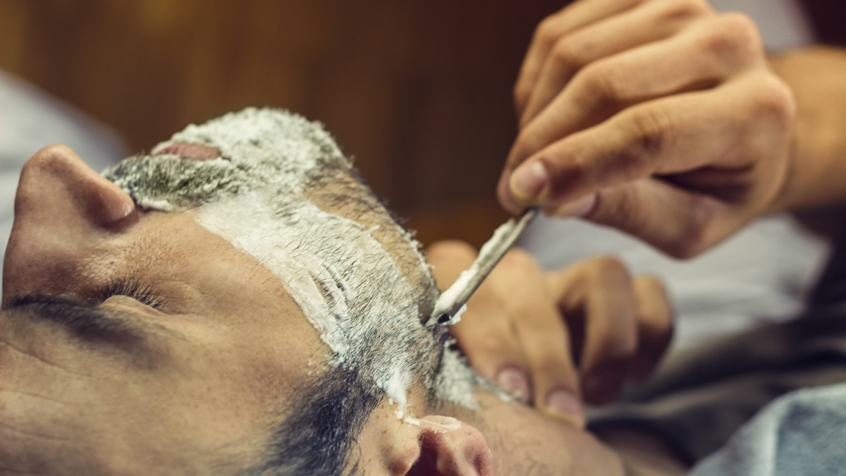 Vousy jako semeniště bakterií? Kdepak, hůř je na tom oholená tvář