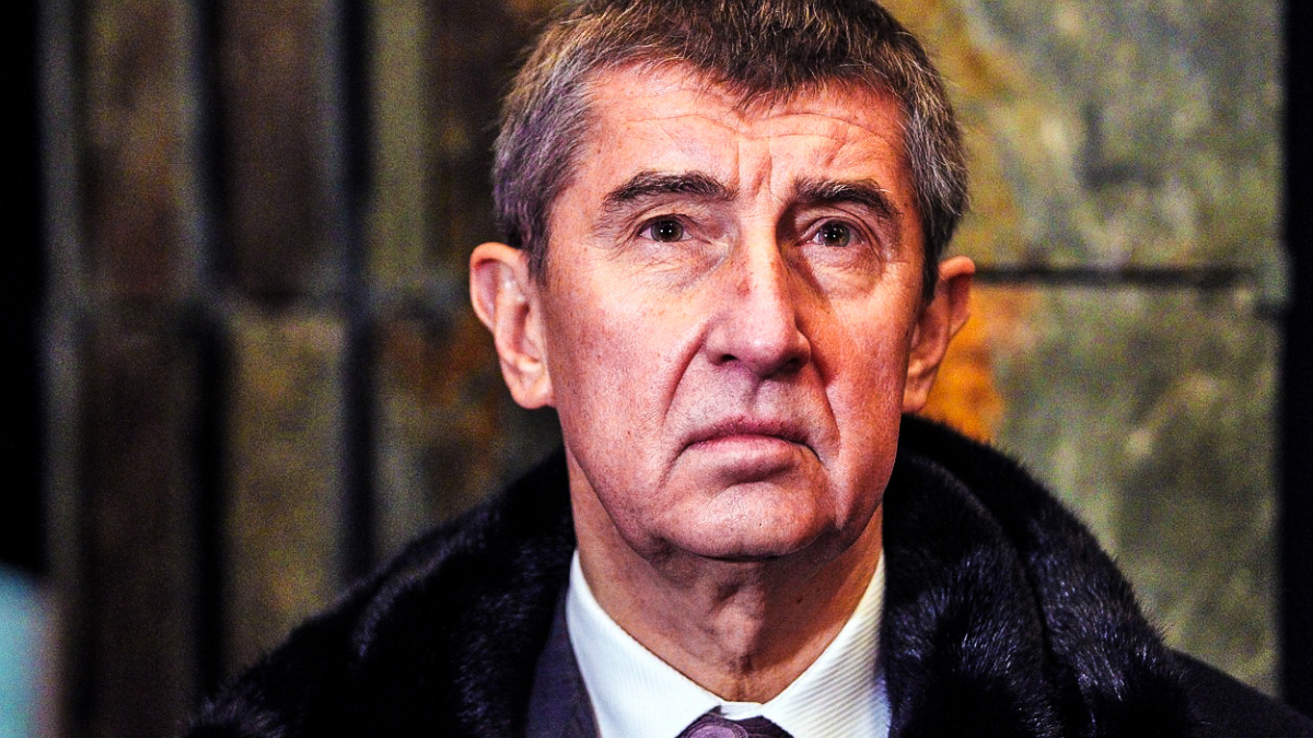 Ani Karkulka, ani Tonda Blaník. Akcie farmy Čapí hnízdo drželi Babišovi dvorní právníci