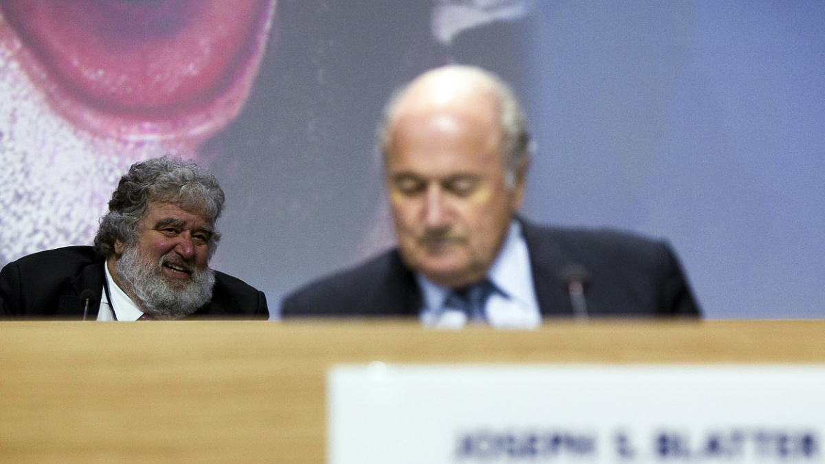 Seznamte se s Chuckem Blazerem. Mužem, který zničil fotbal