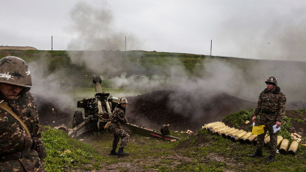 V Karabachu utichly zbraně. Arménie a Ázerbájdžán se dohodly na příměří