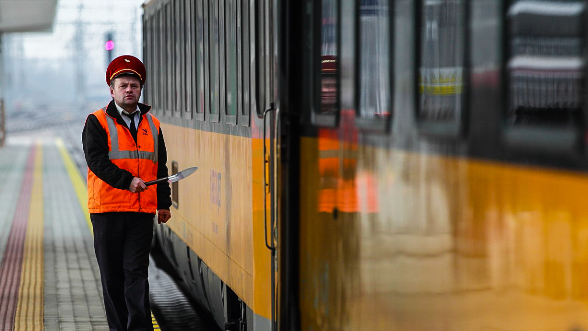 Byznys se slevami. Soukromým dopravcům státní stamiliony nesmrdí